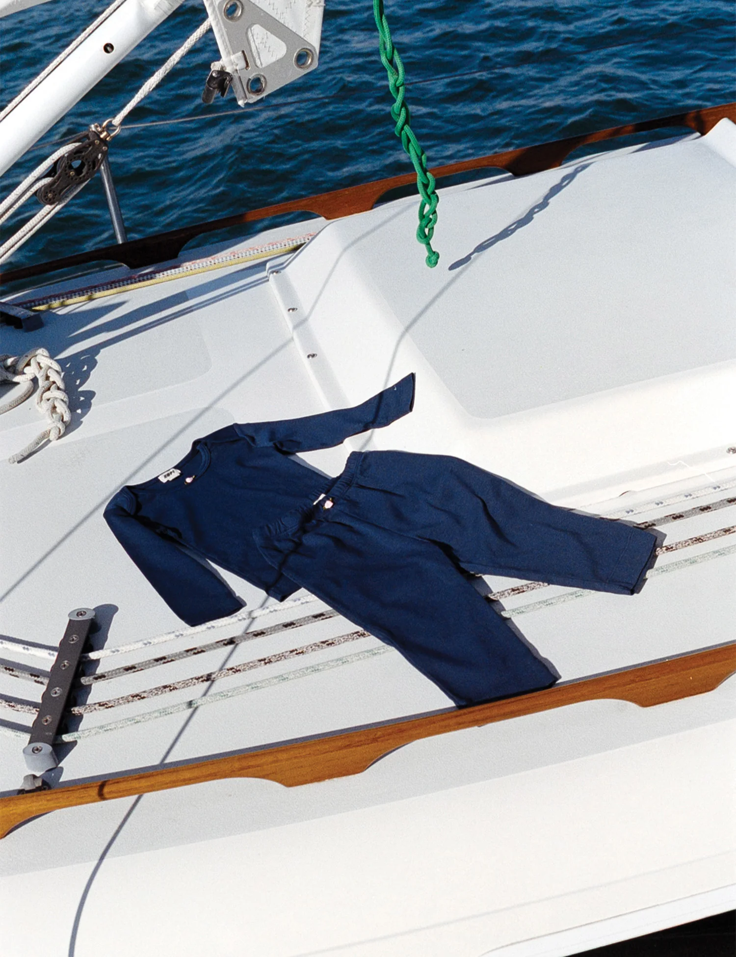 The 90s Set in Navy - Image 3