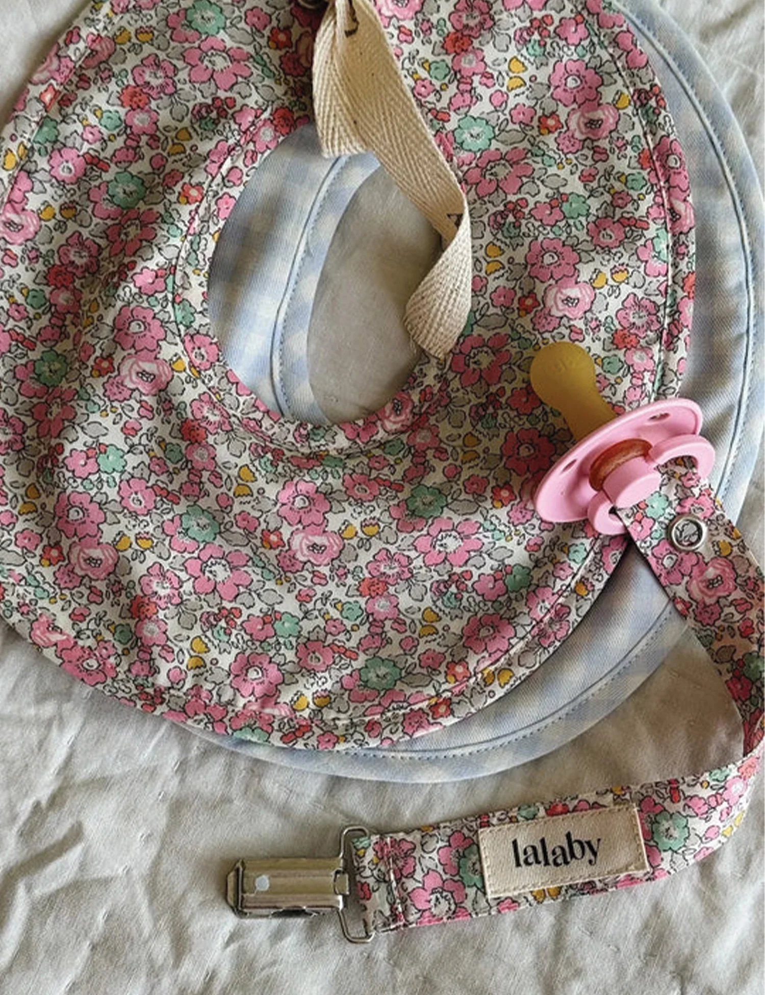 Bibi Bibs 2-Pack in Pink Betsy - Image 3