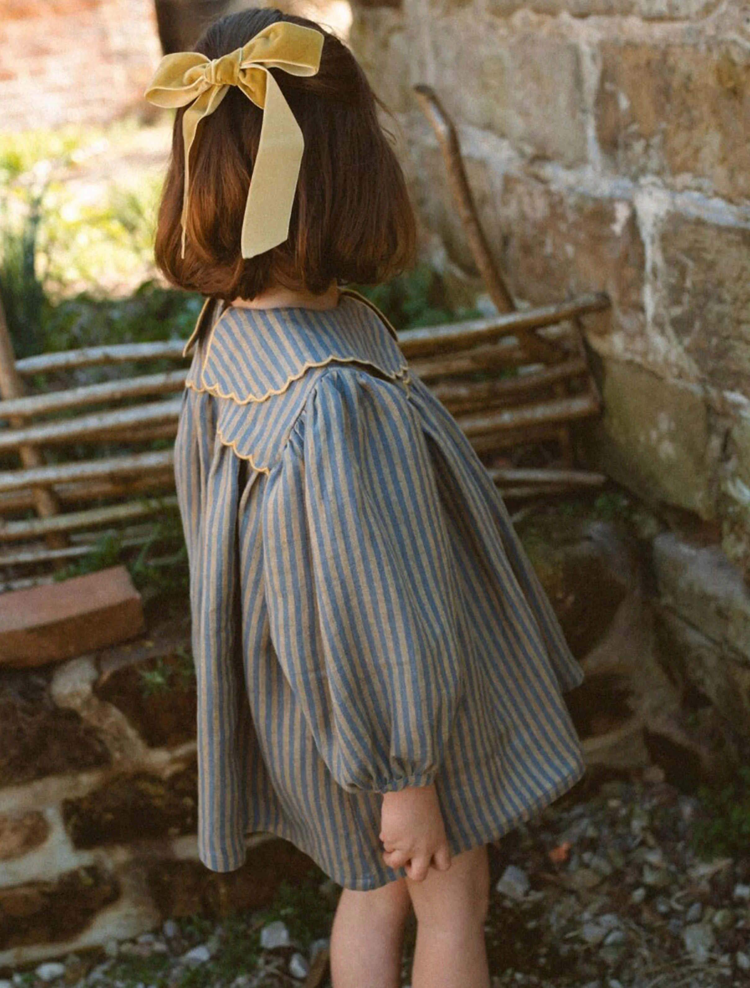 Big Bow Clip in Golden Olive Velvet - Image 4
