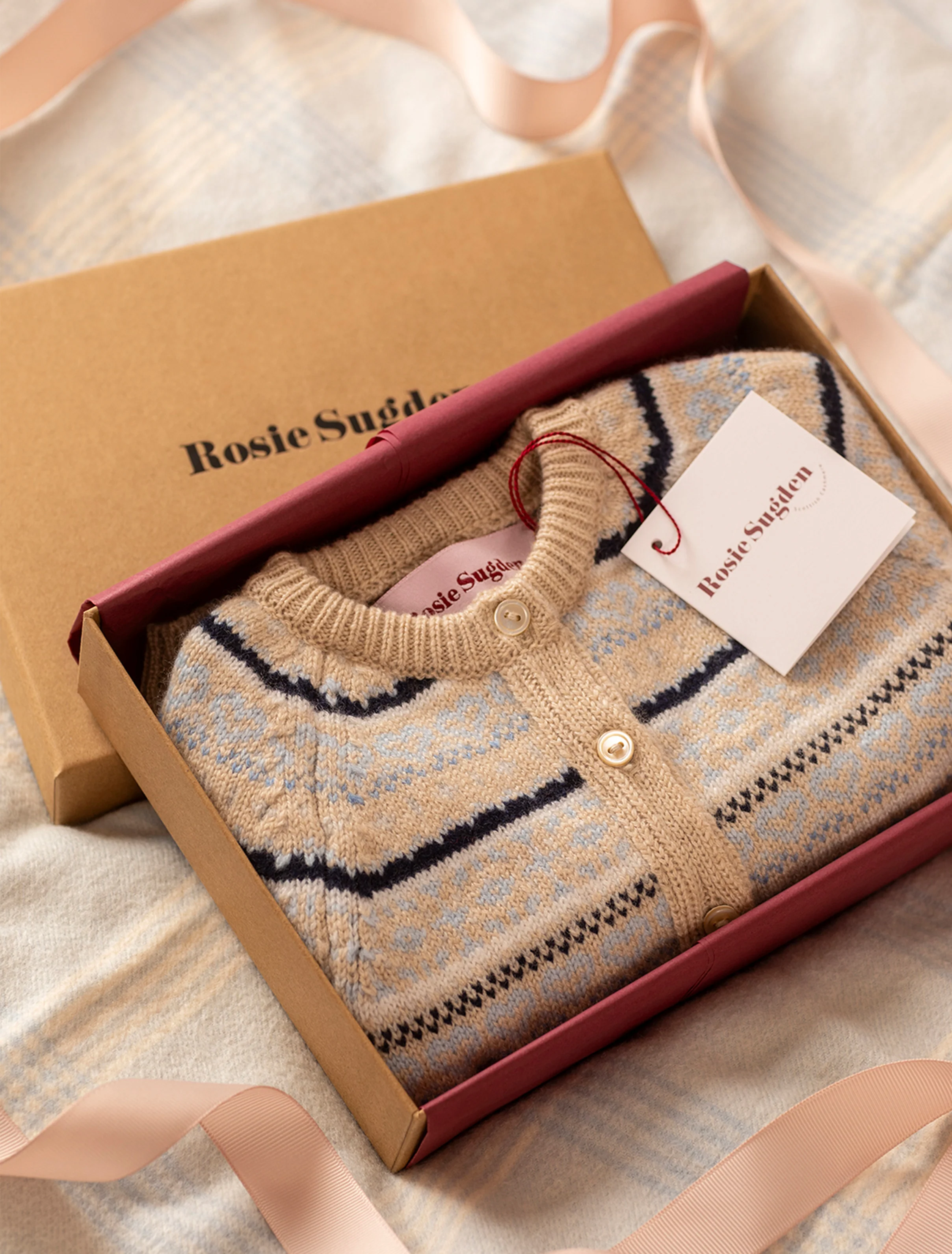 Cashmere Fairisle Cardigan in Linen - Image 2