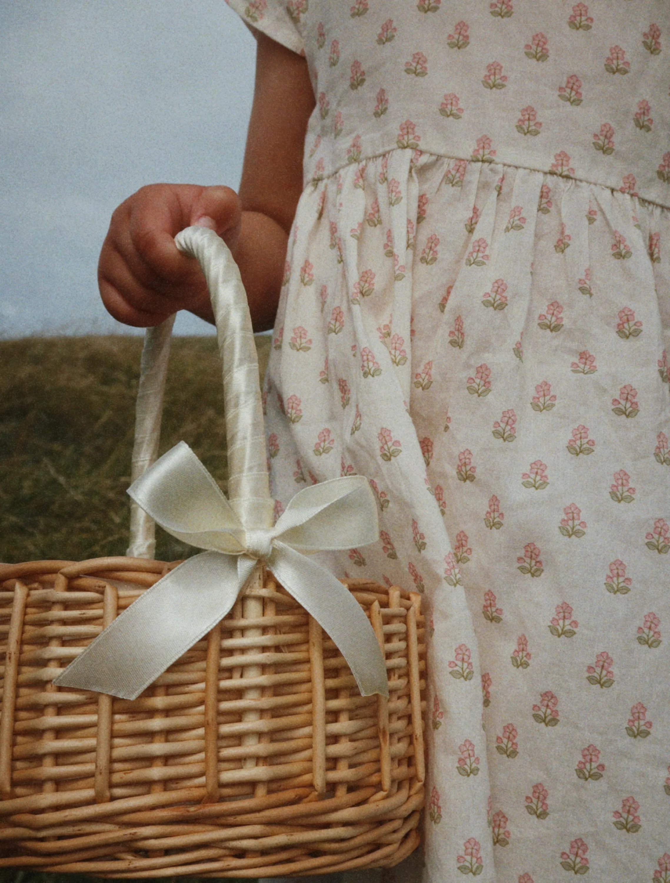 Celebration Basket in Eggnog - Image 3