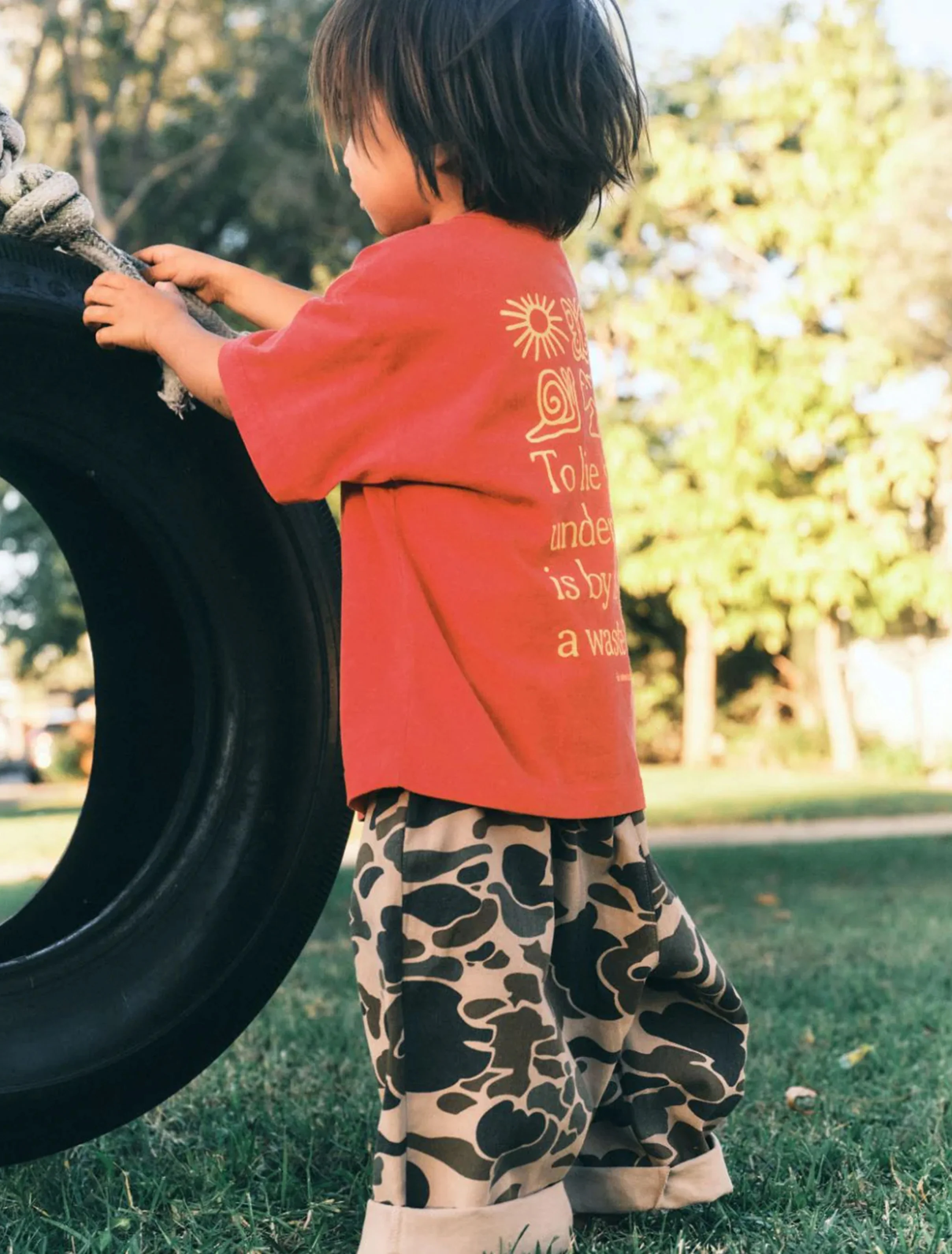 Chameleon Pant in Dune Camo - Image 3