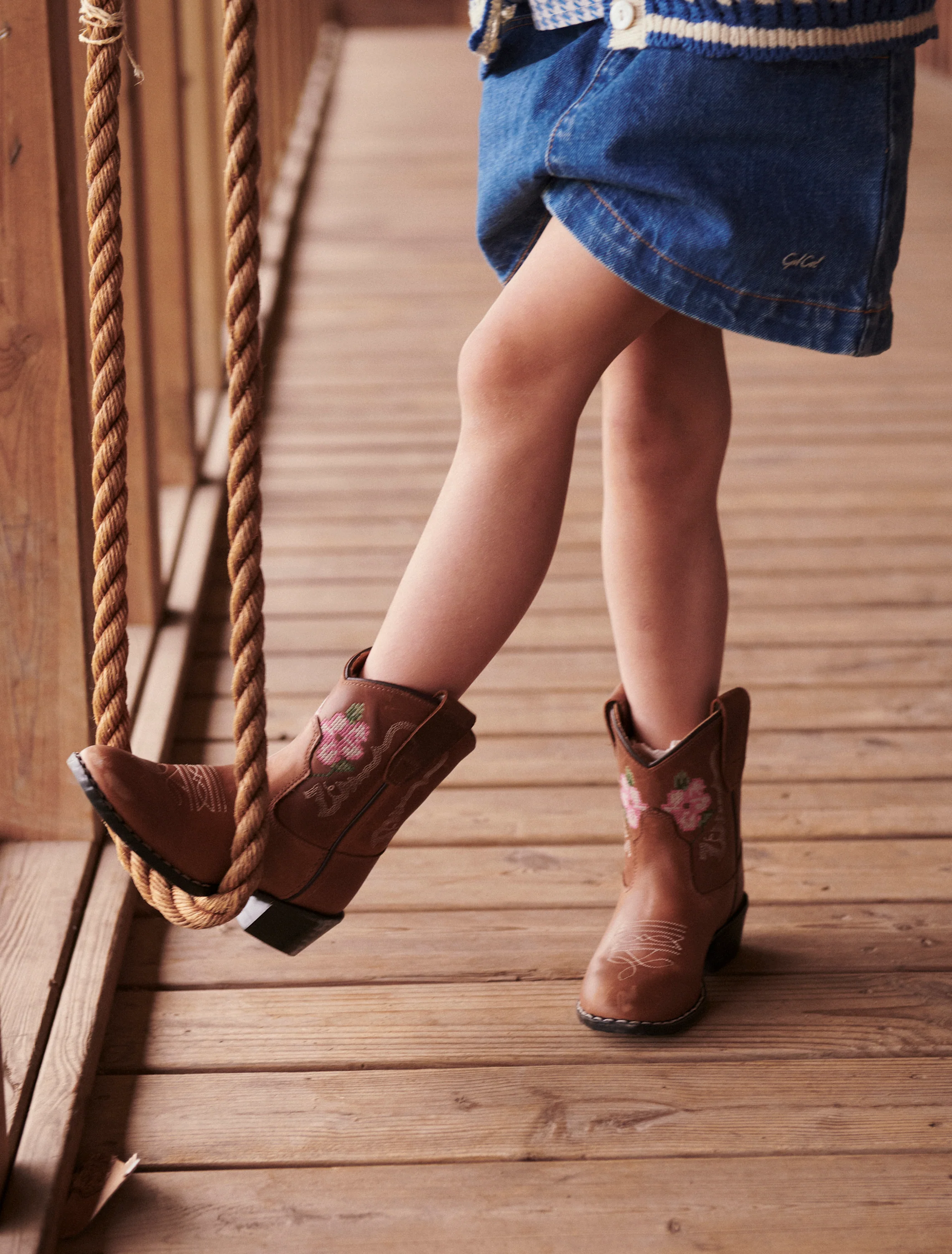 Cowboy Boots Low in Brown Flower - Image 3