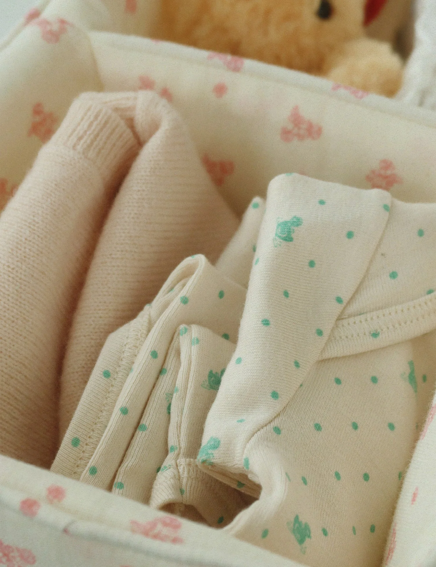 Diaper Organizer in Ilmia - Image 3