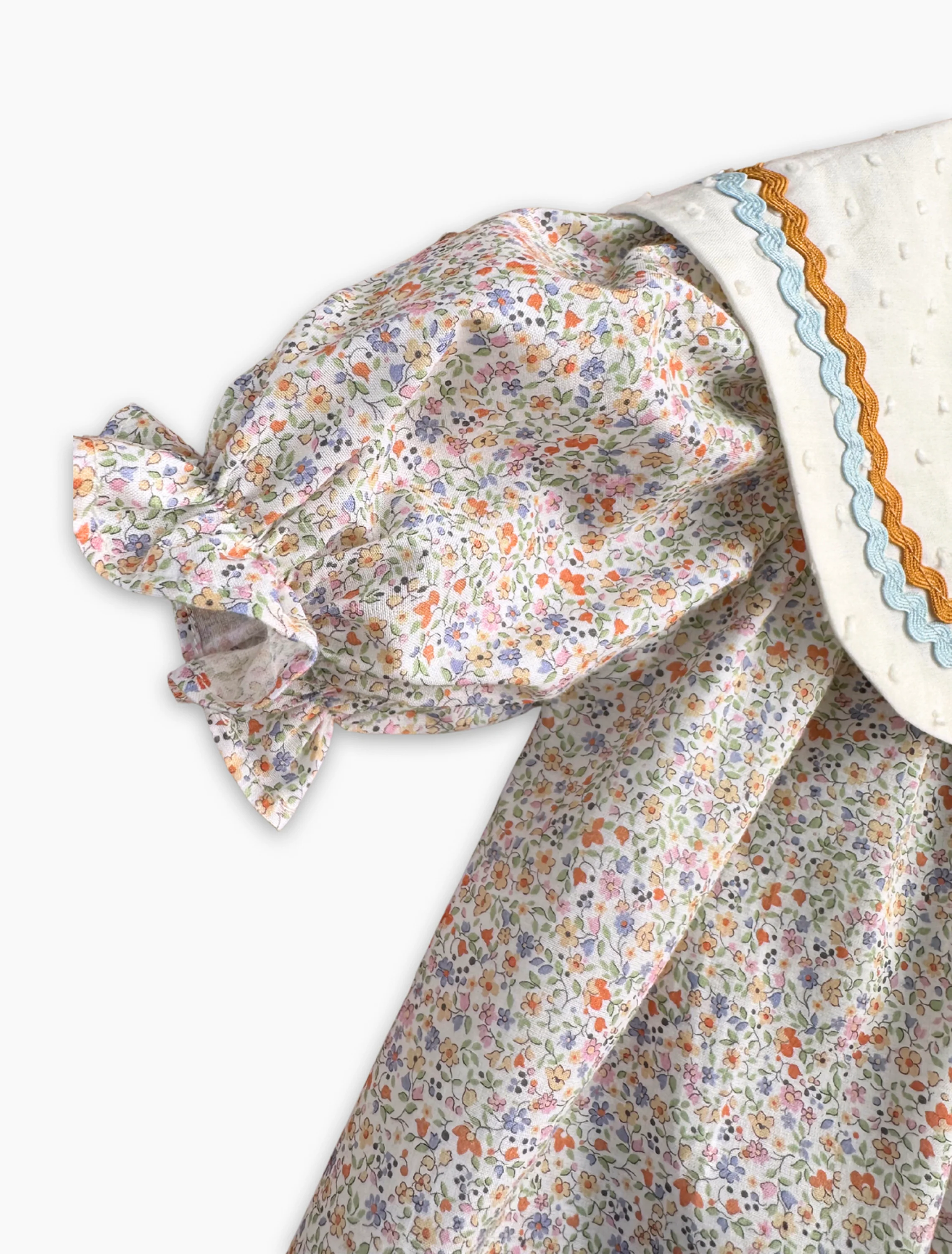 Edelweiss Dress in Multicolored Floral - Image 5