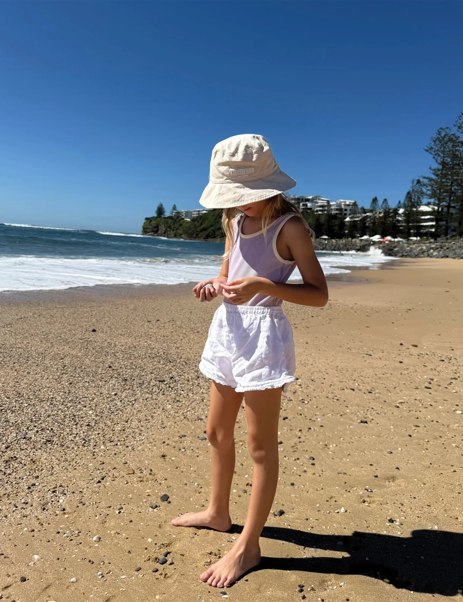 Linen Frill Shorts in White Linen - Image 3