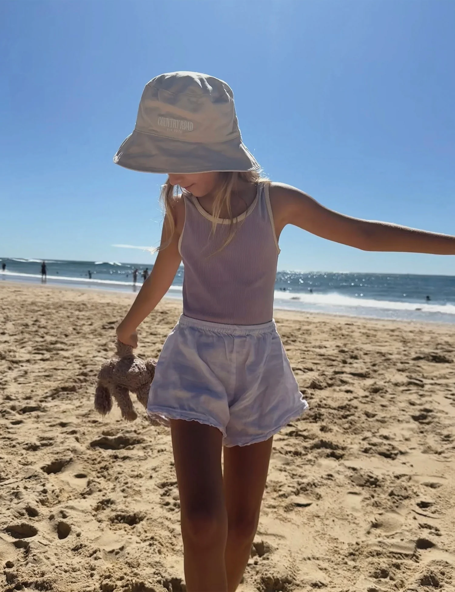 Linen Frill Shorts in White Linen - Image 5