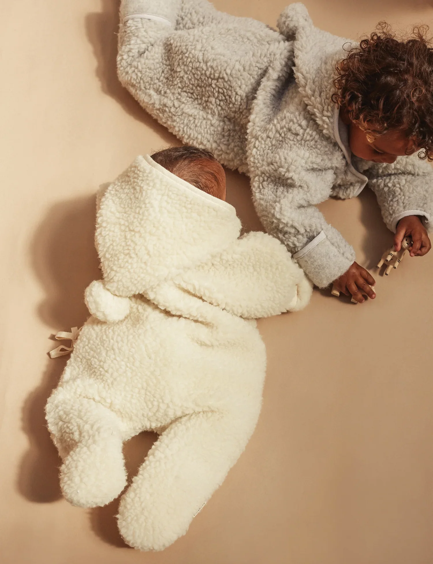 Merino Snugglesuit in Cloud - Image 3