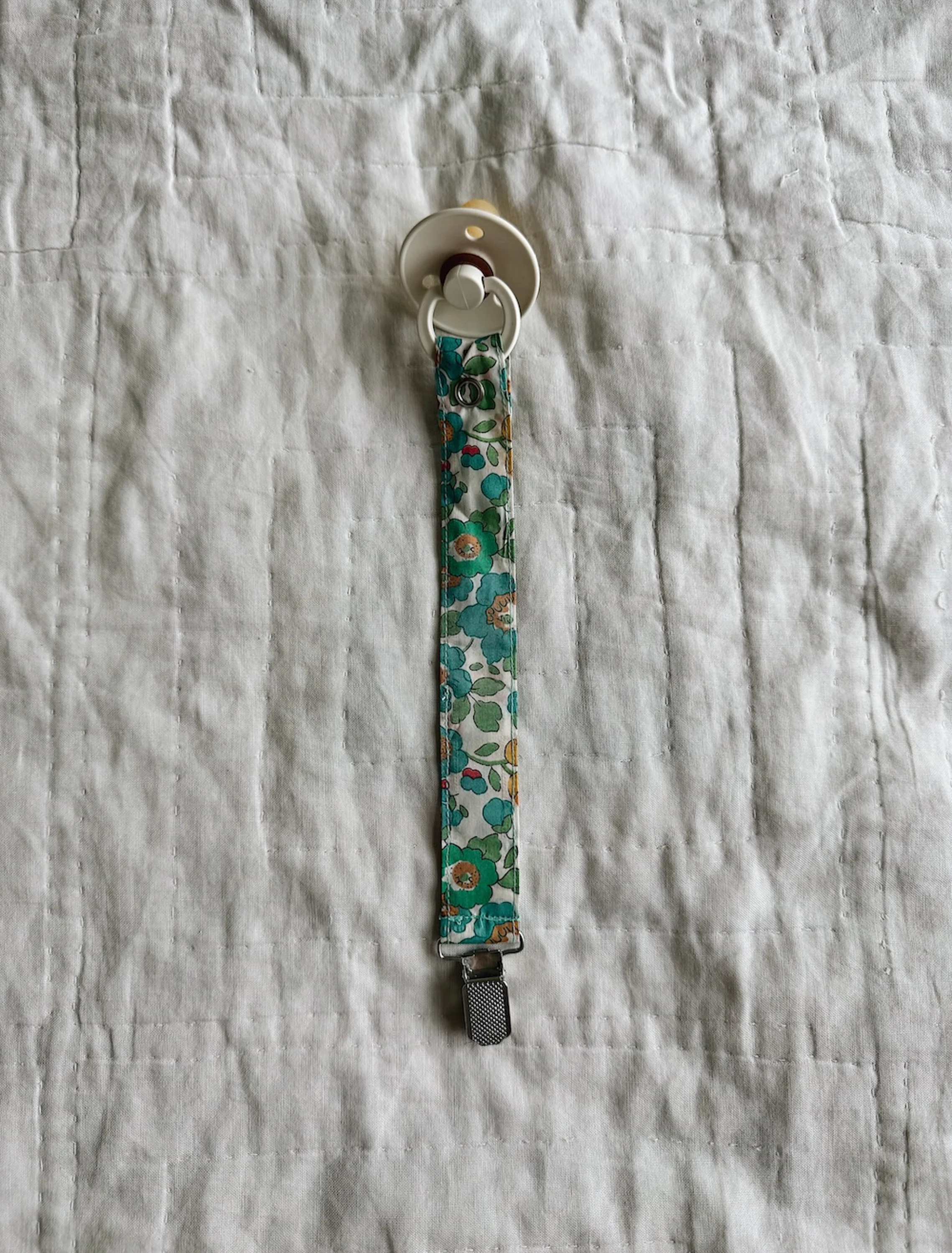 Pacifier Clip in Blue Betsy