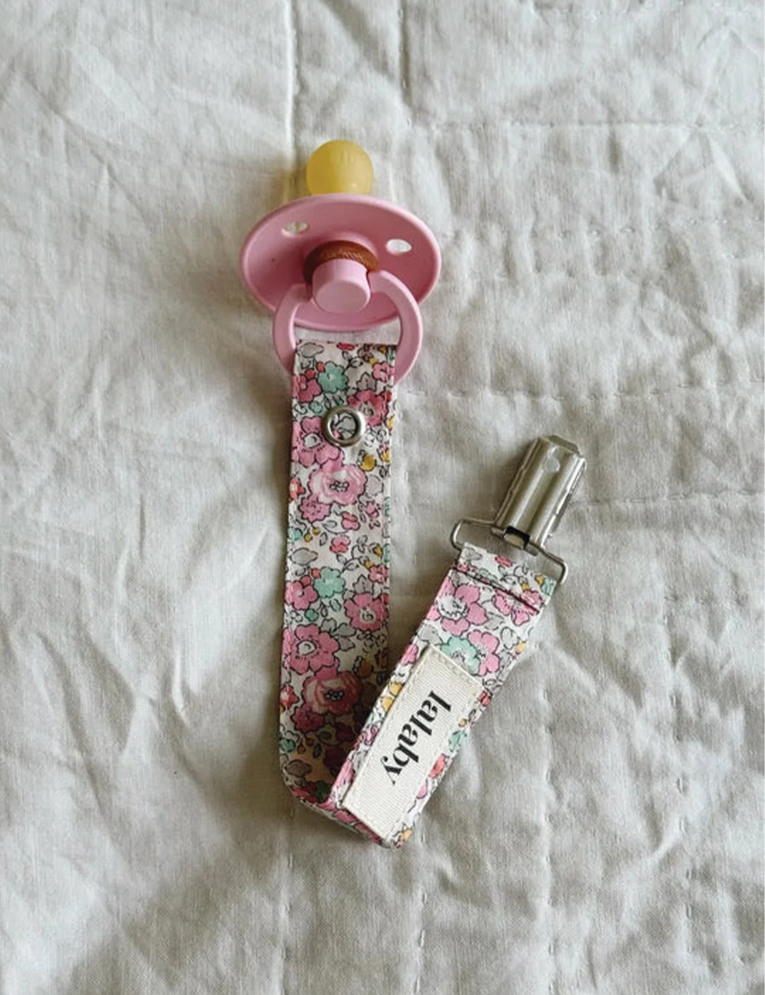 Pacifier Clip in Pink Betsy - Image 4