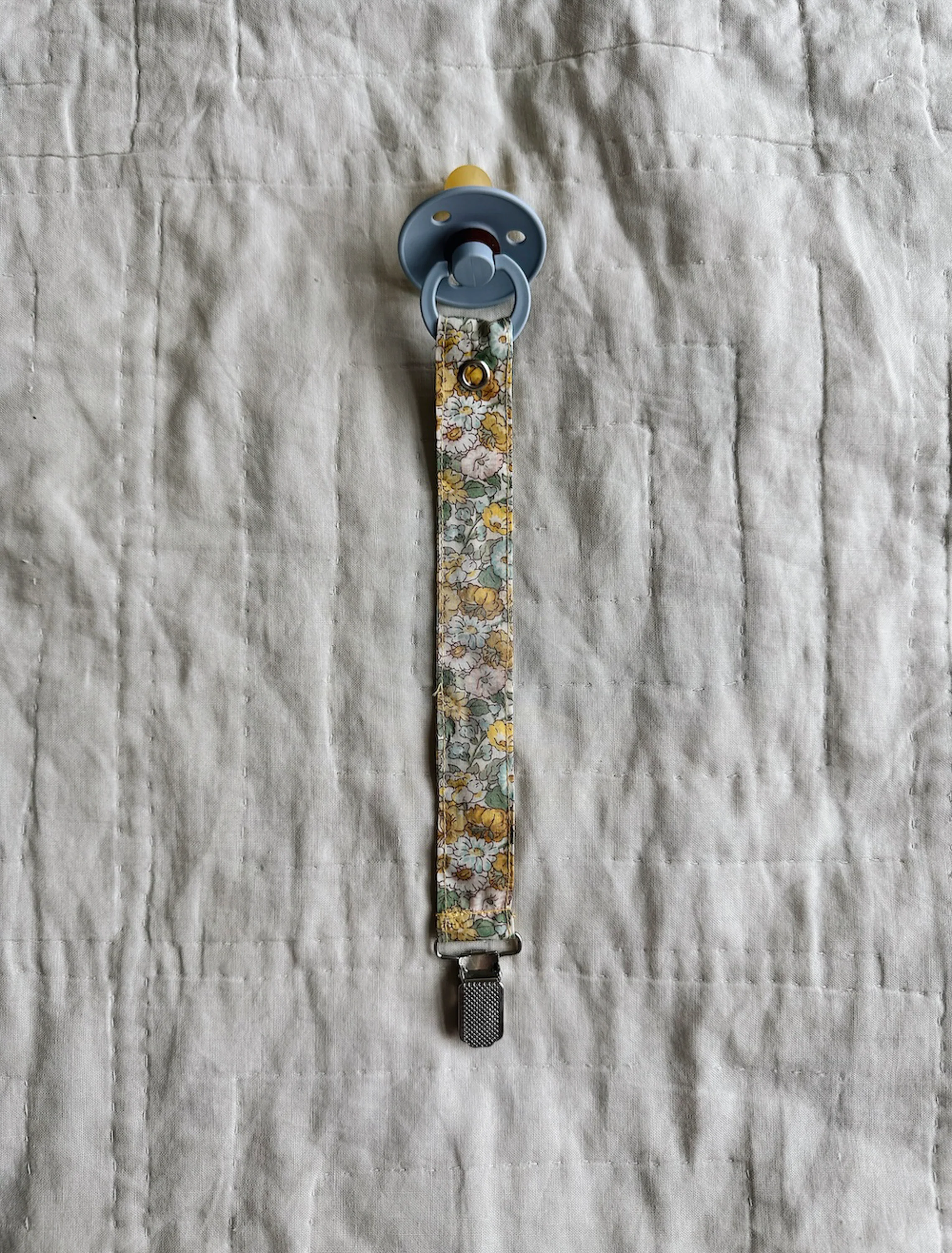 Pacifier Clip in Sunkissed