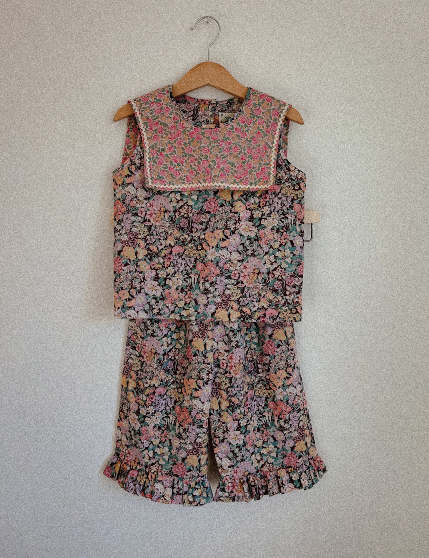 Sailor Tank in Tulip & Garden - Image 7