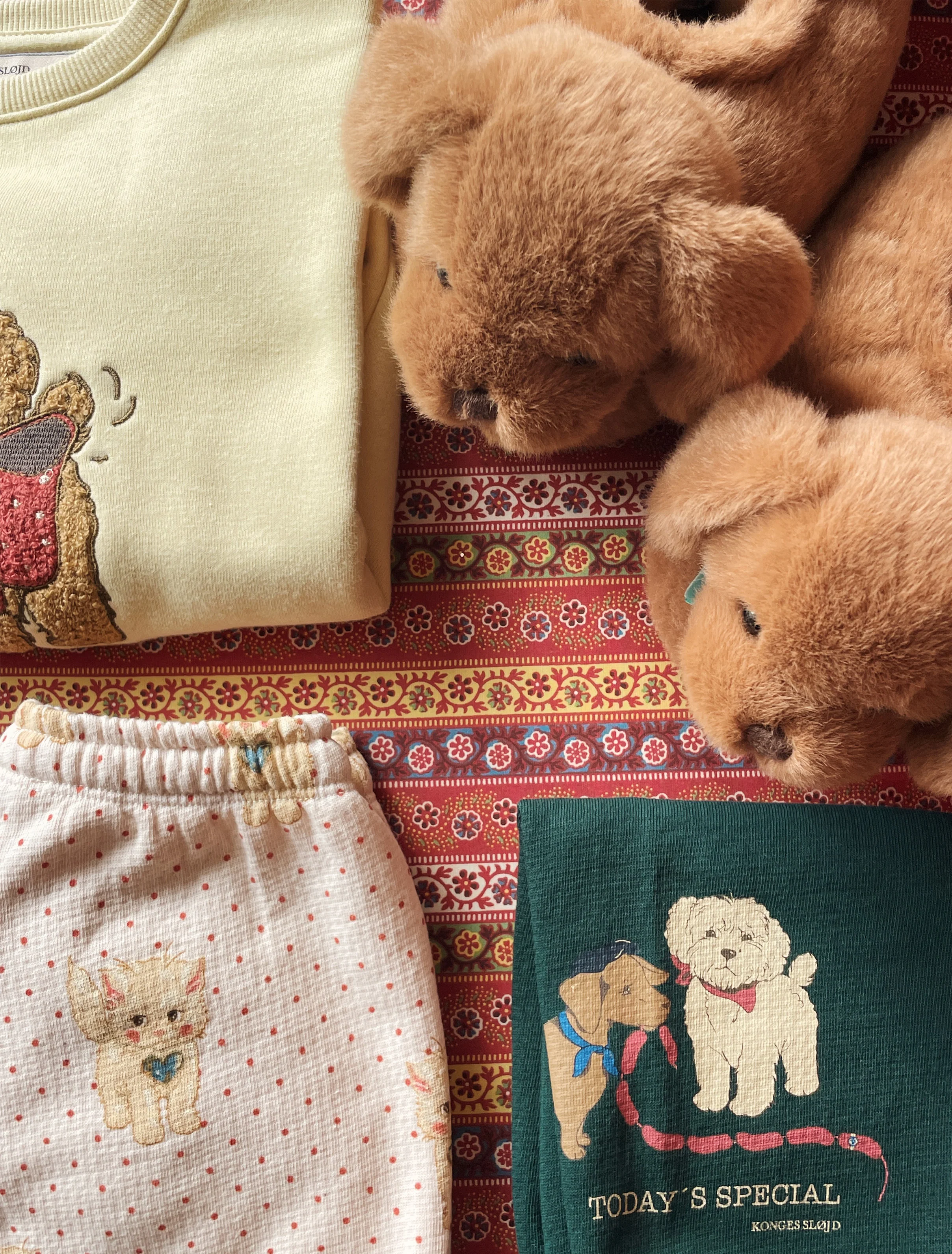 Sausage Dog Slippers in Chicory Coffe - Image 3