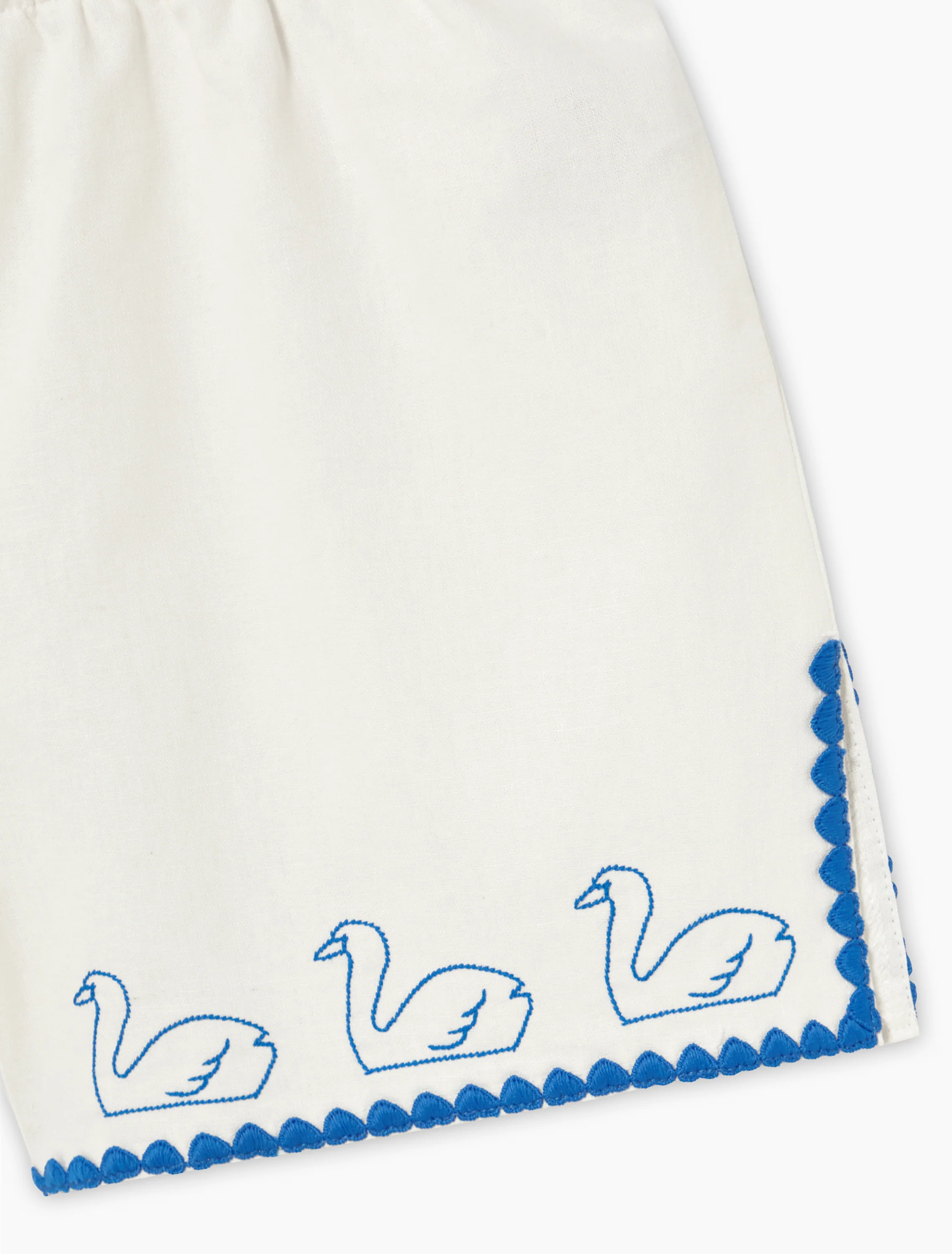 Swans Linen Shorts in Off-White - Image 5